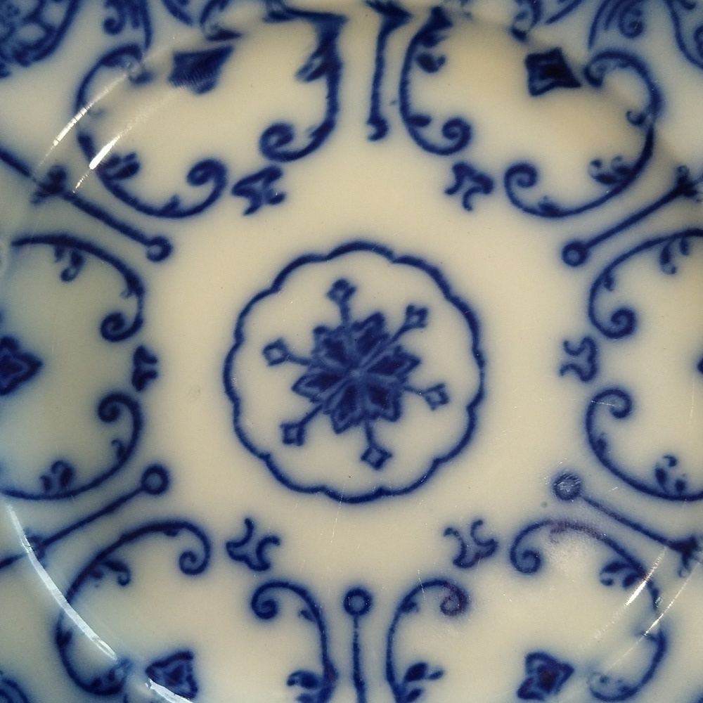 Antique flow blue salad dessert plate semi-porcelain Conway New Wharf   7 " - Picture 6 of 6